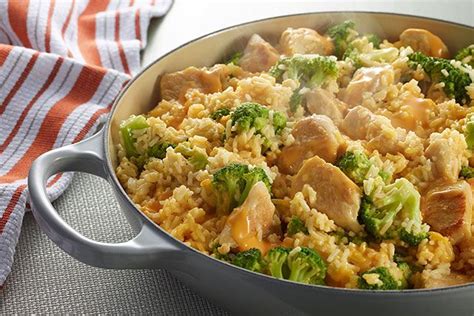 Bring to bubbling, then reduce heat to low and cover for 18 to 20 minutes, or until rice is tender. Not a math whiz? This one's easy. 1 skillet + 5 ingredients + 25 minutes = a cheesy chicken ...