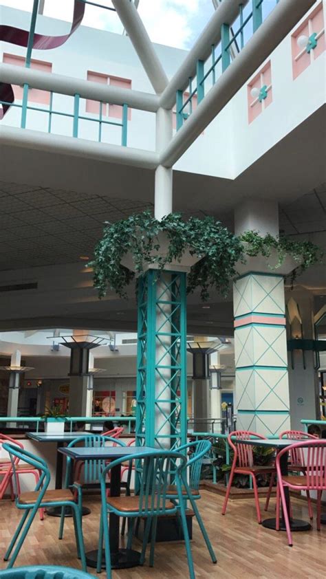 Spreadshirt inc is located in luxor city of pennsylvania state. Westmoreland Mall in Greensburg PA: immaculate 80's food ...