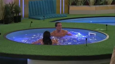 Marnie Simpson And Lewis Bloor Share Steamy Celebrity Big Brother Hot Tub Session After