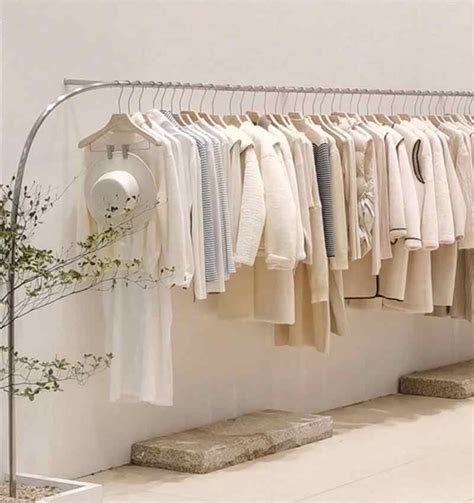 Gold Clothing Store Display Rack Wall Mounted Thin Tube Clothes Rack