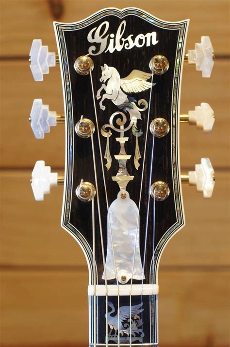 Gibson Custom Jumbo Acoustic Guitar Headstock Guitar Inlay Guitar Design Acoustic Guitar