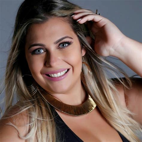 Aline Mansur é Eleita Miss Plus Size Carioca 2015 Veja Fotos Veja Rio