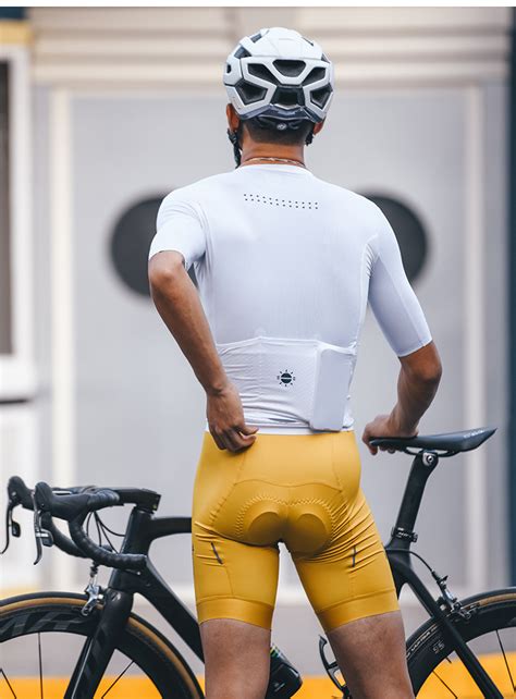 Mens Best Padded Yellow Cycling Bib Shorts In 2021 Cycling Bib Shorts Cycling Wear Lycra Men