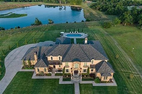 Take A Peek Inside This Multi Million Dollar Oklahoma Mansion
