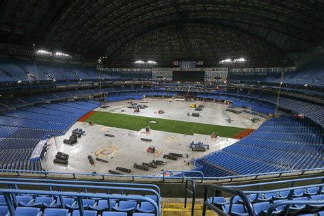 How The Rogers Centre Turns A Concrete Floor Into A Field Of Dreams And