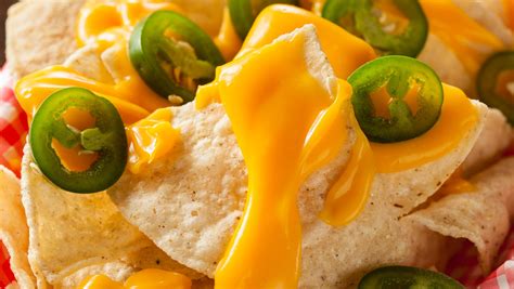 Gas Station Nachos Linked To Outbreak That Left Man Dead Woman Paralyzed