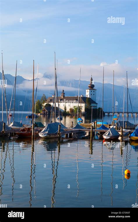 Picturesque Schloss Ort Lake Traunsee Gmunden Salzkammergut Upper