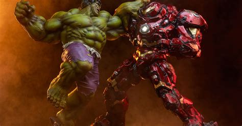 Sideshow Collectibles Reveals Powerful Hulk Vs Hulkbuster Statue