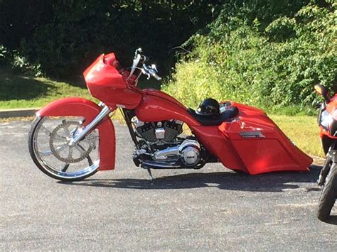 2011 Road Glide Custom Bagger 30 Wheel Must See