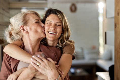 mother daughter relationships can be difficult here are some tips to strengthen your emotional