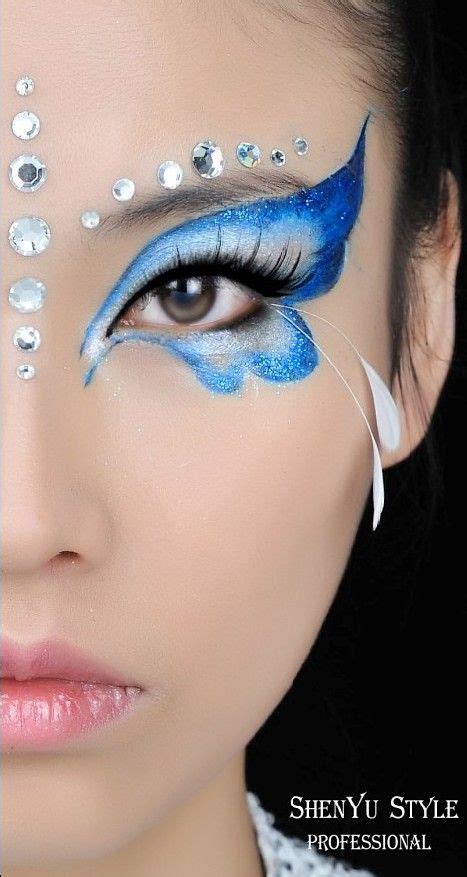 Firstly, moisturize the eye with eye cream. 21 Creepy and Cool Halloween Face Painting Ideas ...