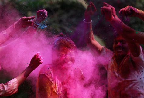 Happy Holi Festival 2016 Bursts Of Colour Light Up The Sky As Hindus