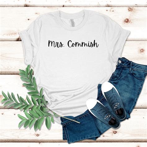 Mrs Commish T Shirt Funny Woman S Fantasy Football Shirt Etsy