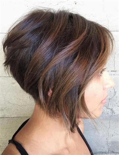 Chocolate colored hair with honey blonde highlights. 40 East Short Layered Hairstyles