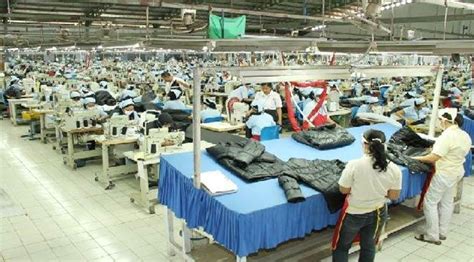 Bekerja di perusahaan garment atau pun textile bisa dijadikan salah satu pilihan bagi anda yang memiliki passion di bidang fashion. Lowongan Kerja Operator Produksi PT. Leetex Garment ...