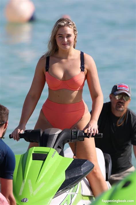 Iskra Lawrence Nude The Fappening Photo Fappeningbook