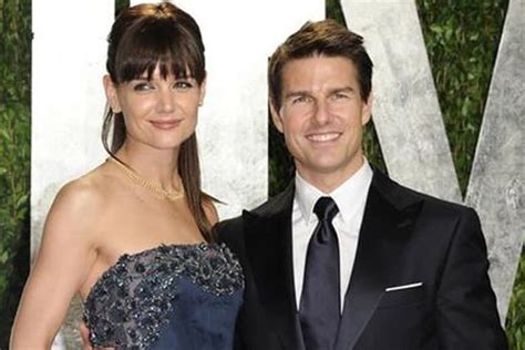 Does tom cruise currently have a girlfriend? Tom Cruise is looking for a new girlfriend? - News18
