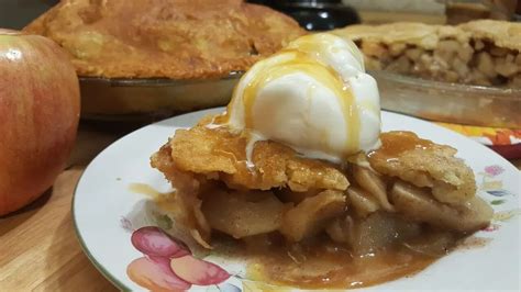 Apple Pie Recipe Classic All American Apple Pie 100 Year Old Recipe The Hillbilly Kitchen
