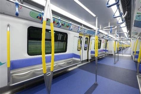 Crrc Trainset Enters Service On Hong Kongs Kwun Tong Line Metro