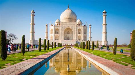 Beauty Of The Taj Mahal