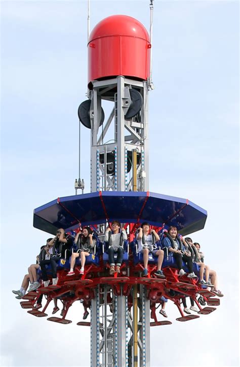Reopening Of Amusement Park The Korea Times