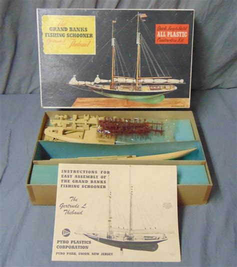 Sold Price Boxed Pyro Grand Banks Fishing Schooner Model Kit