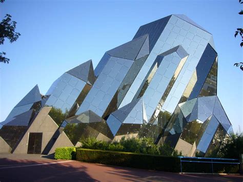 25 World Best Iconic Buildings of Modern Architecture | Modern