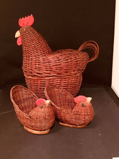 Vintage Wicker Chicken Baskets Pair Of Small Wicker Chicks Farmhouse Decor By Missenpieces On