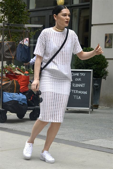 Jessie J Leaves Her Hotel In New York 09 04 2015 Hawtcelebs