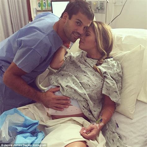 Jessie James Decker Shares Photo Of Shirtless Eric Decker And Newborn