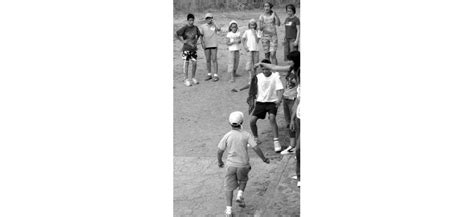 Un juego inolvidable en los recreos del colegio. Juegos Actuales Que Los Abuelos Nunca Jugaron : Los Juegos ...