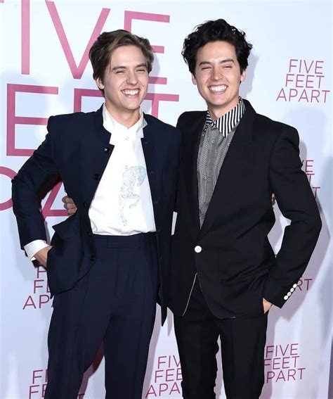 10 Facts About The Twins Cole And Dylan Sprouse Gluwee