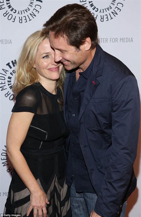 David Duchovny And Gillian Anderson Help Fan Propose To His X Files Mad