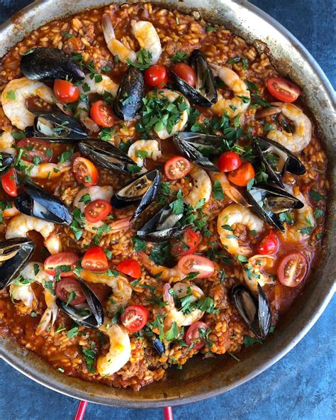 Seafood Paella Easy Delicious And Flavorful Seafood Paella That