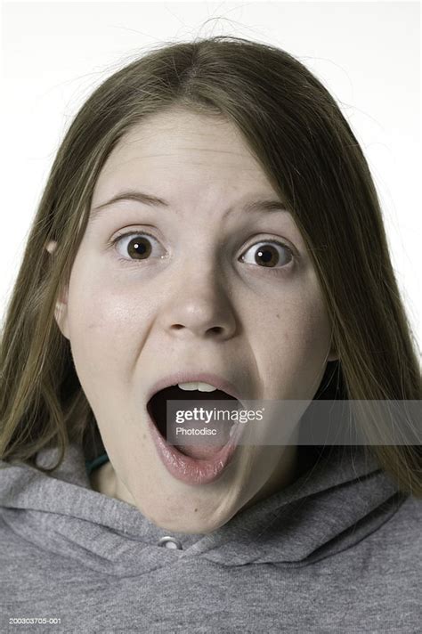 Surprised Teenage Girl With Open Mouth Portrait Stockfoto Getty Images