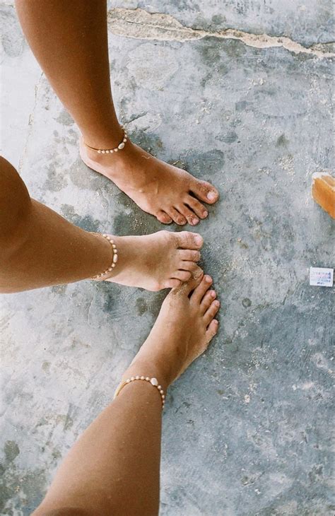 Women With Beautiful Legs Beautiful Toes Beach Feet Beach Blonde