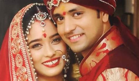 Tv Actors Shakti Arora Neha Saxena Wedding A Secret Affair See Pic