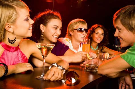 Ladies Night Club Crawl Ultra Limo Party In Downtown Sacramento And