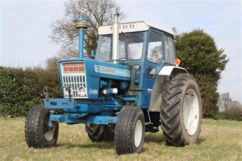 Ford 7000 Tractor Pictures