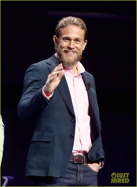 Photo Charlie Hunnam Teases Possible Sons Of Anarchy Revival 03