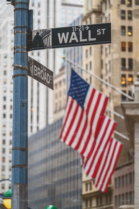 Wall Street Wall St Sign And Broad High Quality Business Images