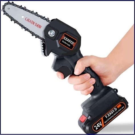 What Is The Best Mini Chainsaw Best Guide 2022
