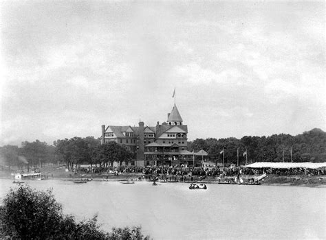 Riverview Hotel Was Built In 1887 And Was Located On The Northern Banks