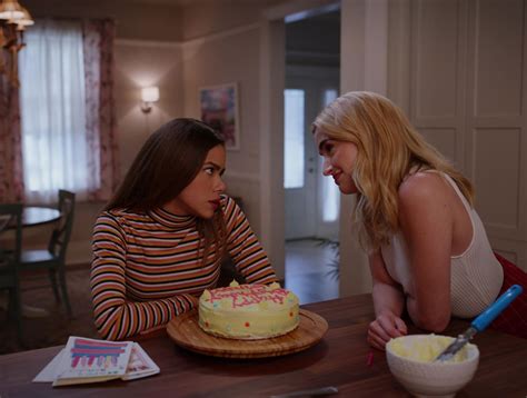 Gitten who, when talking about however, they did have a breakthrough moment when georgia finally opened up to ginny about the sexual. Ginny and Georgia Ending, Explained | Season 1 Finale Recap