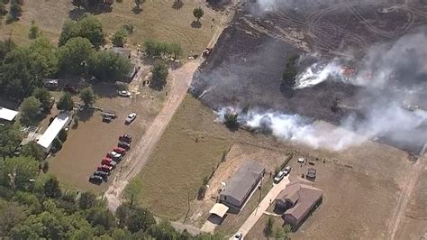 Grassfire Threatens Homes In Glenn Heights Nbc 5 Dallas Fort Worth