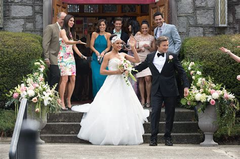 Nov 05, 2021 · la boda tiene la bendición de las dos familias y de los mentores políticos de cada uno: ¿Cuántos padrinos (y de qué) debo tener en mi boda?