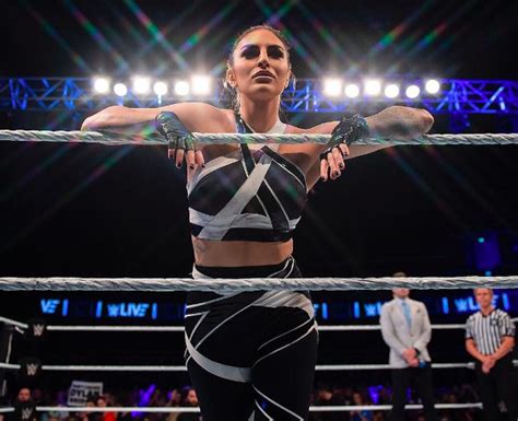 sonya deville the first openly lesbian wrestler in wwe posts her most hardcore photo i m a