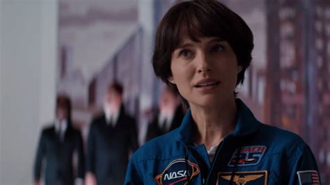 Natalie Portman Goes To Space In Lucy In The Sky Trailer Watch