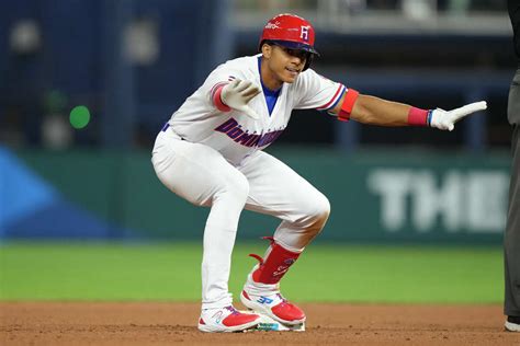 astros to get chunk of stars back after dominican republic s wbc loss