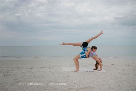 Two Person Stunts And Other Tweenage Vacation Photo Ideas